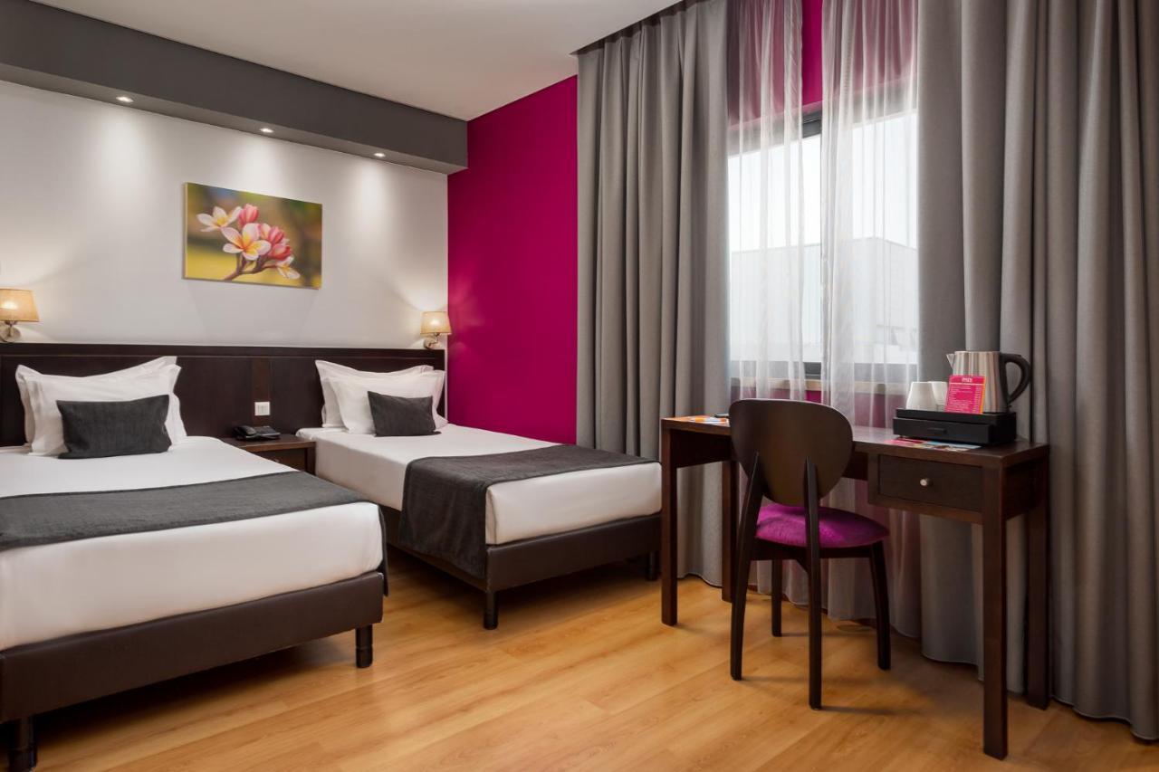 Quarto Familiar Standard