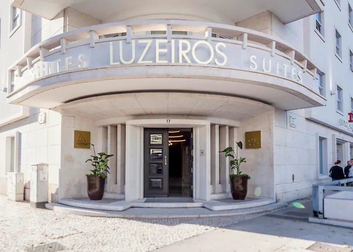 Guest house: Luzeiros Suites