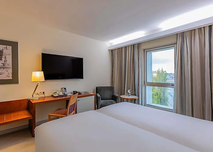 5 star hotels Mercure Lisboa