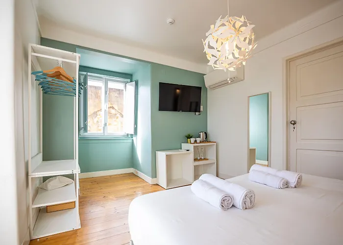 VAGO Alcântara Suites